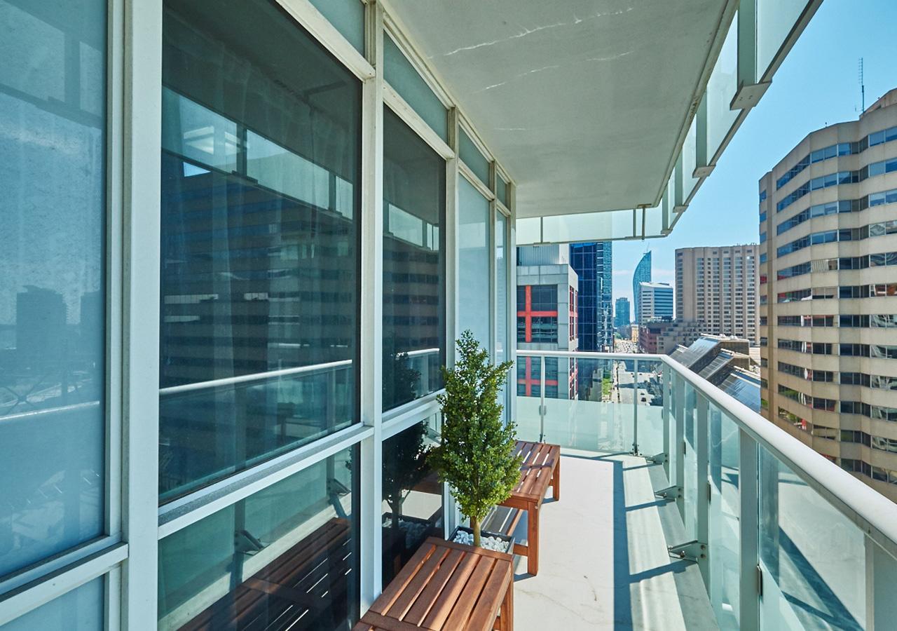Diamond Suite Toronto Eksteriør bilde